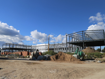 承德亞歐果仁有限公司在建杏核破碎、杏仁脫苦車間項(xiàng)目初見規(guī)模